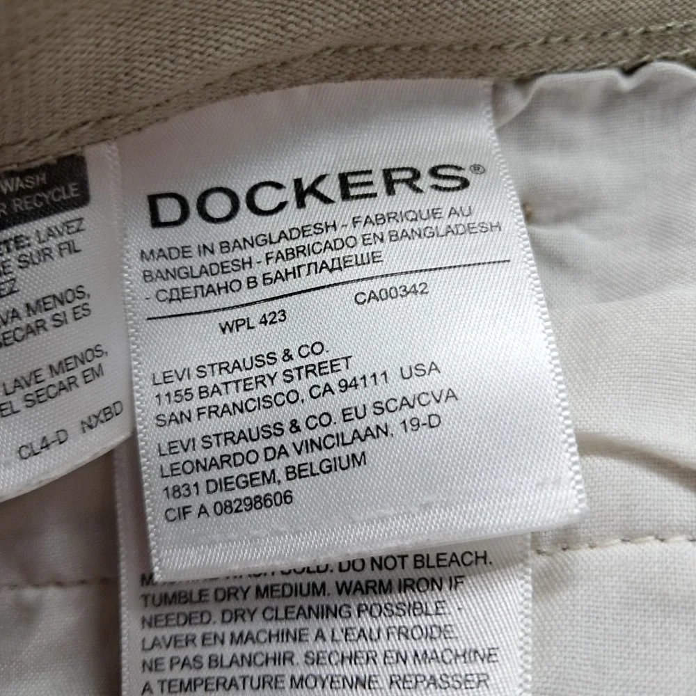 Dockers Mens Flex Comfort Cargo Shorts Tan Khaki Size 52‎ Stretch Cotton Utility